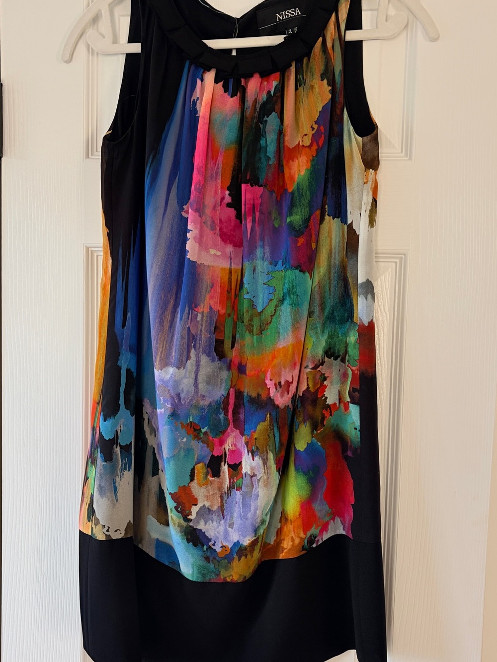 NISSA Multicolor Abstract Print Sleeveless Mini Dress with Black Trim